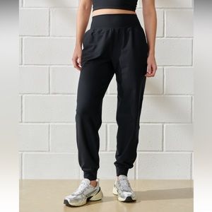 YPB SculptLUX Jogger by Abercrombie